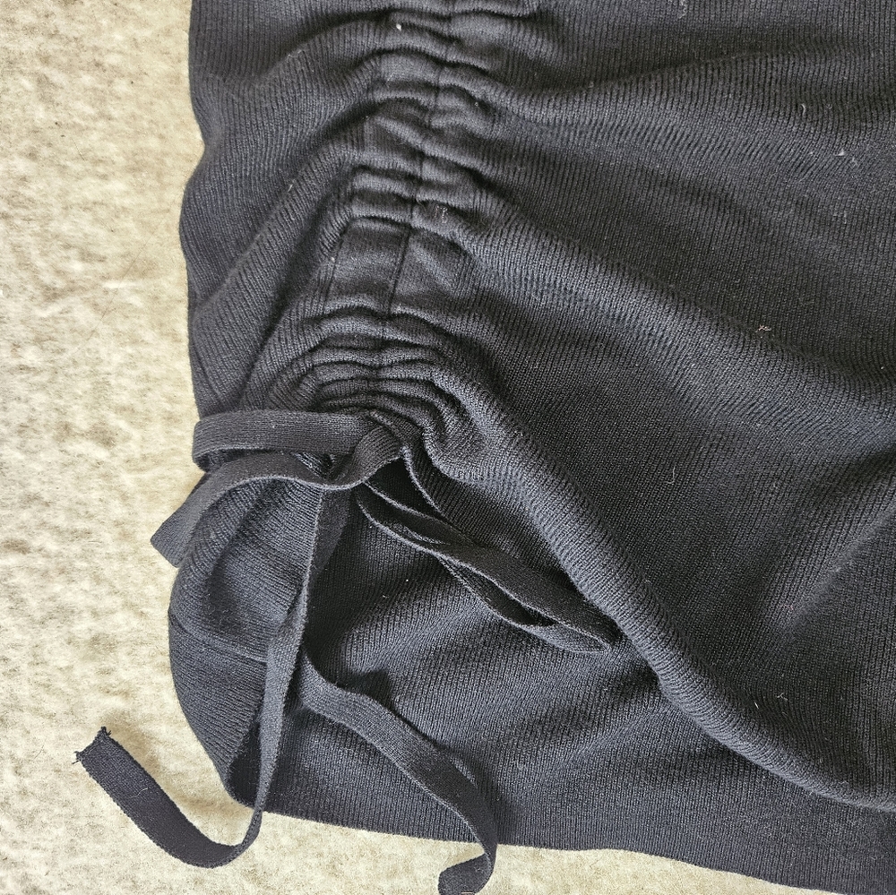 (NEW) Vero Moda Rouched Mini Skirt Size Medium - Picture 3 of 5